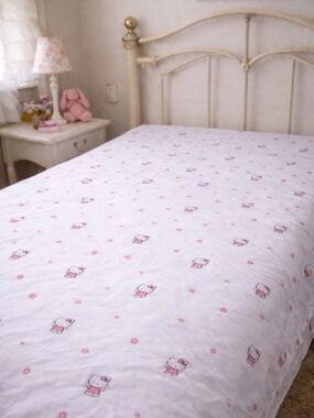 SANRIO Hello Kitty Full Size Flat Sheet